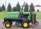 John Deere TC 8400