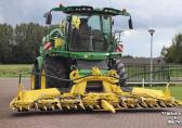 John Deere 8400