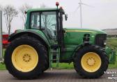 John Deere 7530 tractor